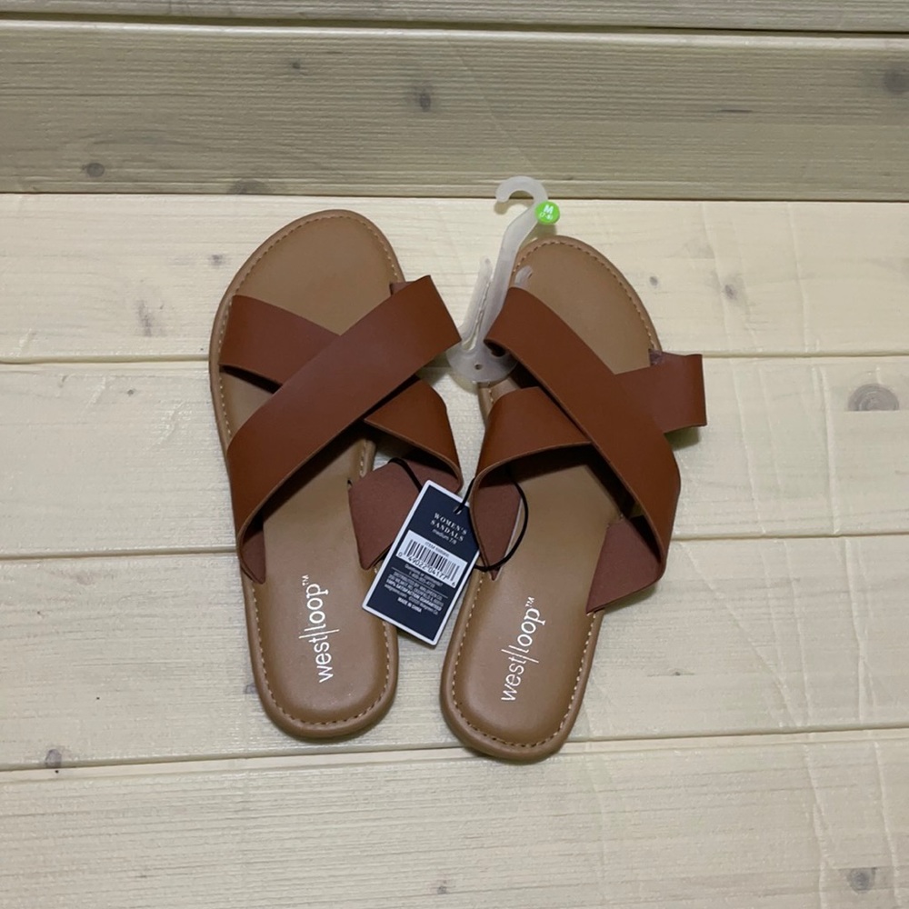 West loop women’s sandals NWT